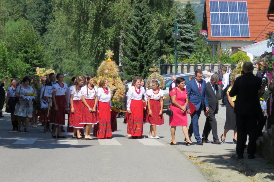 Gminne dożynki świętem miejscowości, obchodzącej 650-lecie - zdjęcie 7