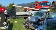 Ford zderzył się z Mercedesem, jedna osoba trafiła do szpitala - zdjęcie 2