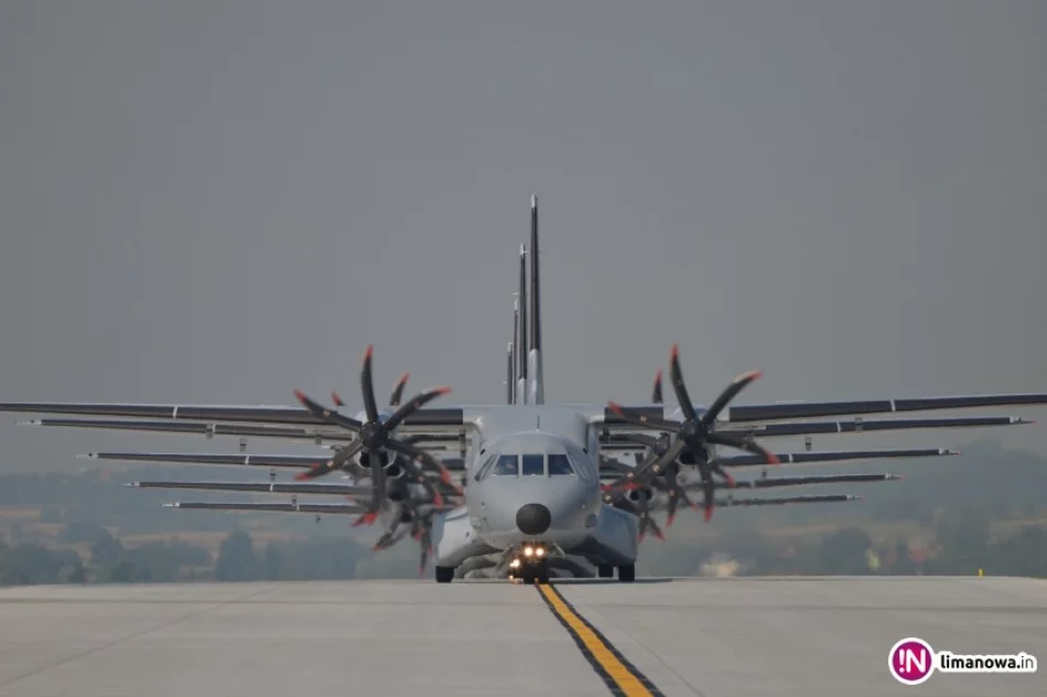 Piloci ćwiczyli przed wielkim widowiskiem - zdjęcie 3