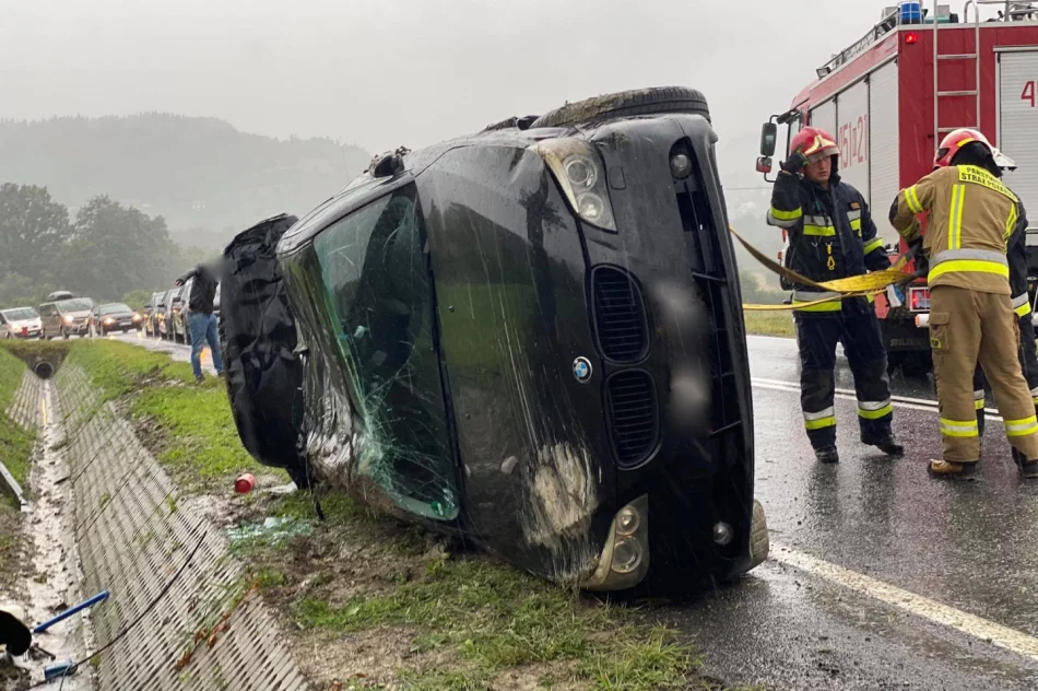 Dachowanie samochodu na DK 28 - zdjęcie 4