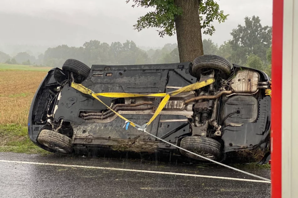 Dachowanie samochodu na DK 28 - zdjęcie 6