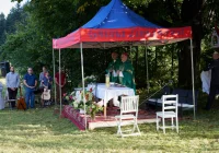 Ks. Biskup Mirosław Gucwa odprawił plenerową mszę św. w rodzinnej miejscowości - zdjęcie główne