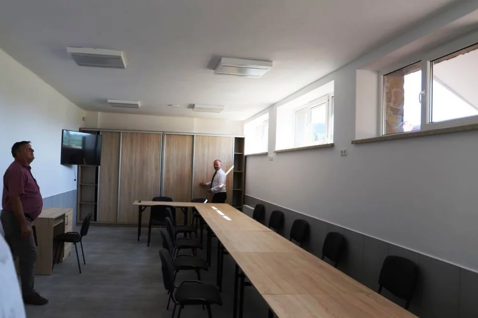 Zmodernizowano budynek Szkoły Podstawowej w Kisielówce - zdjęcie 17