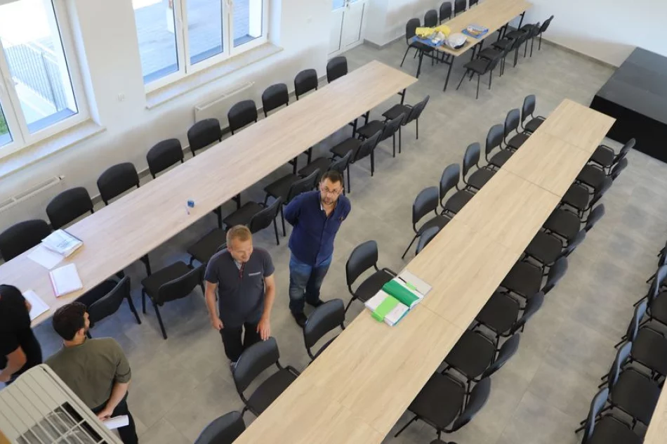 Zmodernizowano budynek Szkoły Podstawowej w Kisielówce - zdjęcie 20