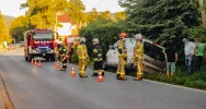 Samochód wjechał do rowu i uderzył w betonowy przepust - zdjęcie 4