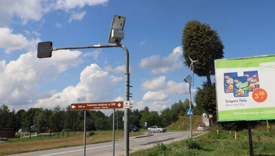 Przy przejściu dla pieszych w Mordarce zamontowano lampy hybrydowe - zdjęcie 1