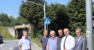 Przy przejściu dla pieszych w Mordarce zamontowano lampy hybrydowe - zdjęcie 4