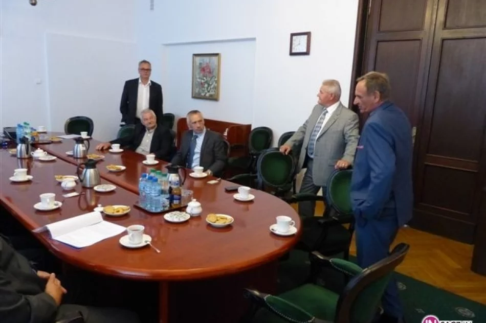 Czy Łącko doczeka się gazociągu? Samorządowcy u premiera Piechocińskiego - zdjęcie 3