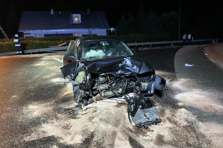 Czołowe zderzenie na krajówce - zdjęcie 3