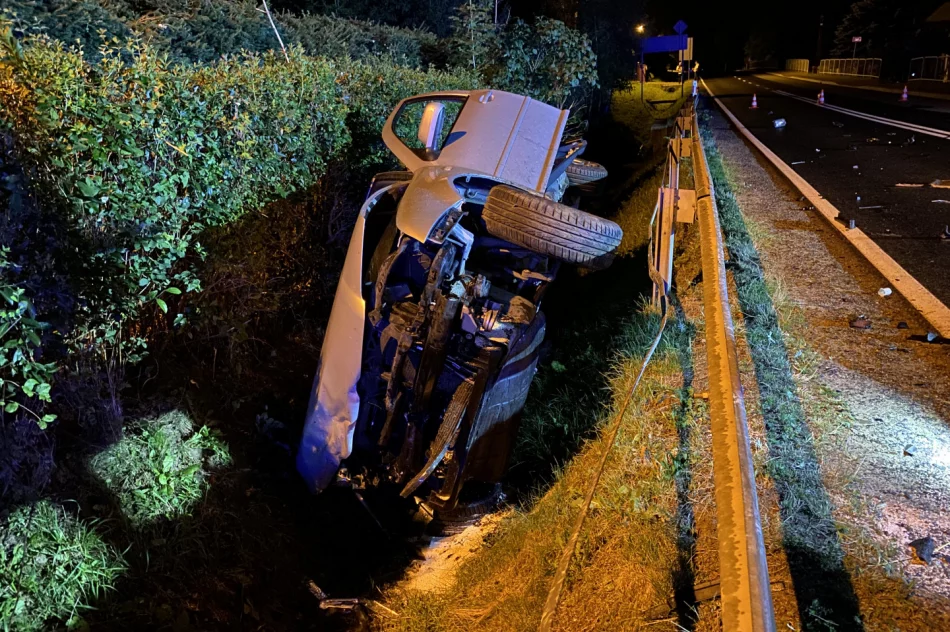 Czołowe zderzenie na krajówce - zdjęcie 6