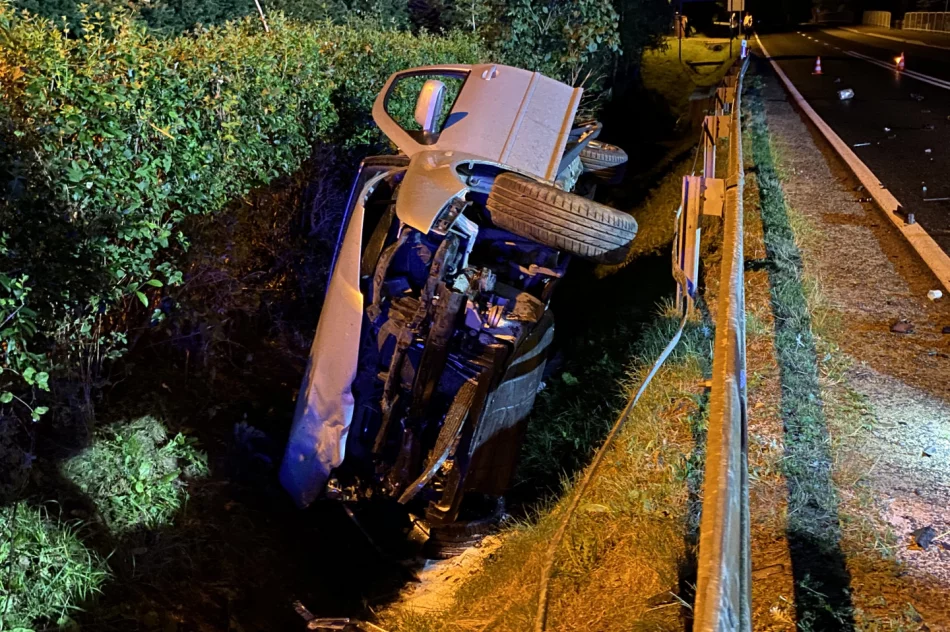 Czołowe zderzenie na krajówce - zdjęcie 9