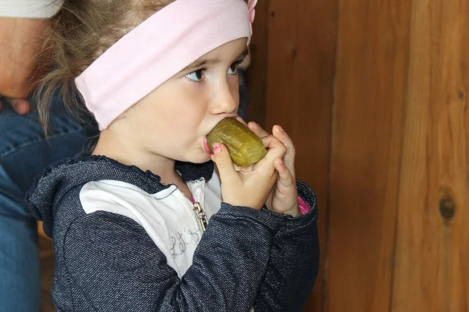 "Wszystko w twoich rękach"- wernisaż prac Czerwonych Korali - zdjęcie 4