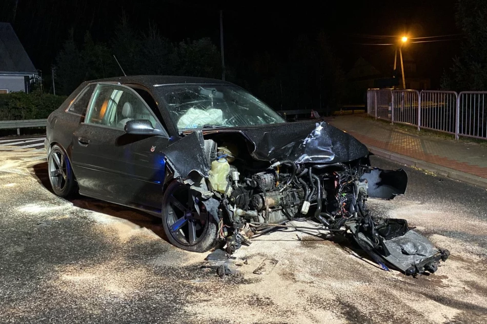Wypadek podczas wyprzedzania. 21-latek trafił do szpitala - zdjęcie 4