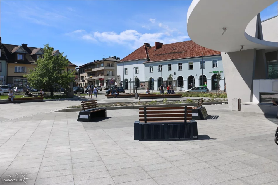 NOWOCZESNY I FUNKCJONALNY RYNEK – TĘTNI ŻYCIEM - zdjęcie 8