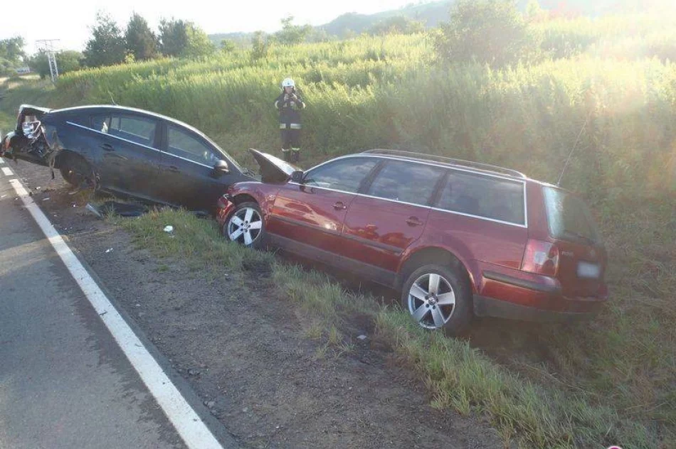 Dramat w Starym Sączu - zderzyły się trzy auta - zdjęcie 3