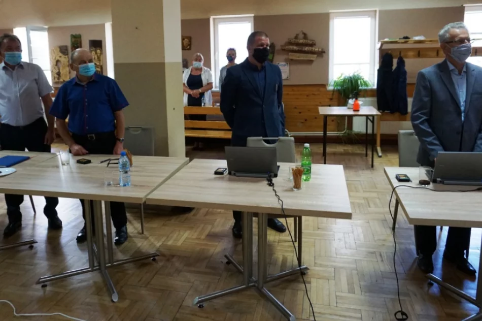 Z sesji Rady Gminy - zdjęcie 4