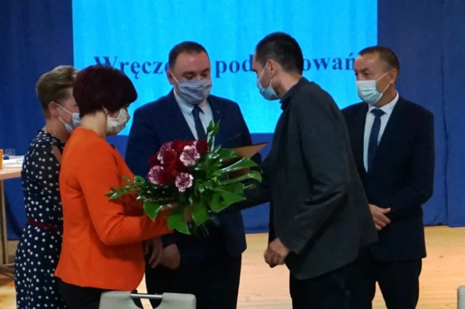 Z sesji Rady Gminy - zdjęcie 6