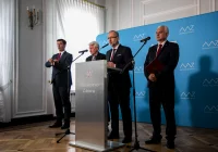 Ministerstwo ma nową strategię walki z koronawirusem - zdjęcie główne