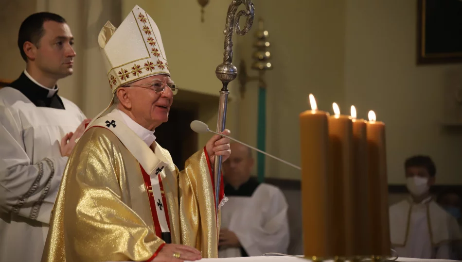 Arcybiskup konsekrował kościół w Łętowem - zdjęcie 1