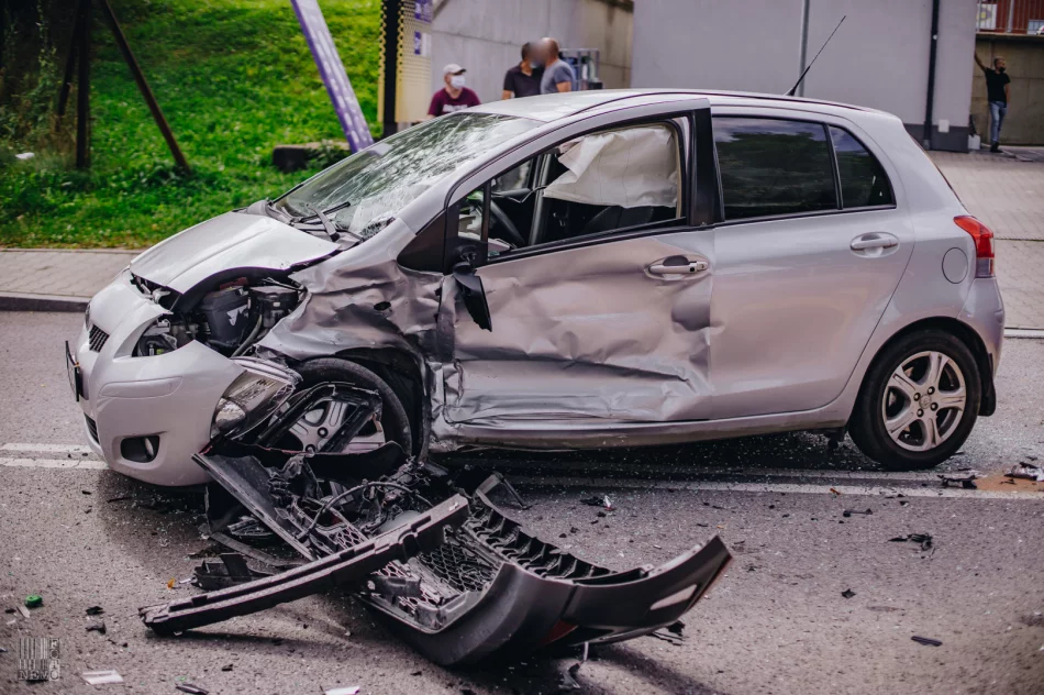 Mandat za wymuszenie pierwszeństwa i spowodowanie kolizji - zdjęcie 7