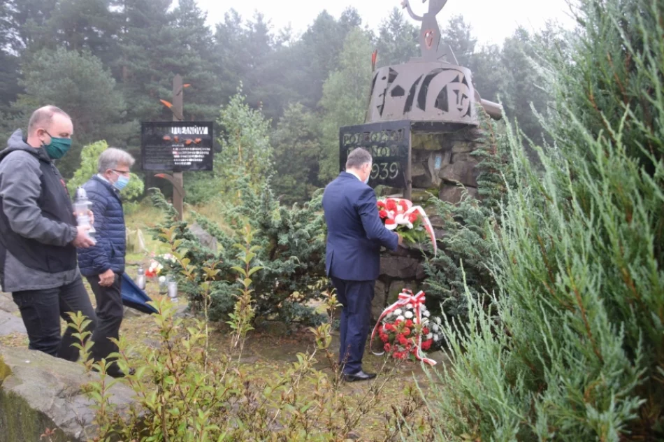 Upamiętniono ofiary walk obronnych z 1939 roku - zdjęcie 9