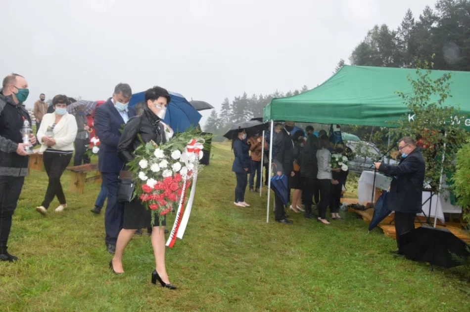 Upamiętniono ofiary walk obronnych z 1939 roku - zdjęcie 10