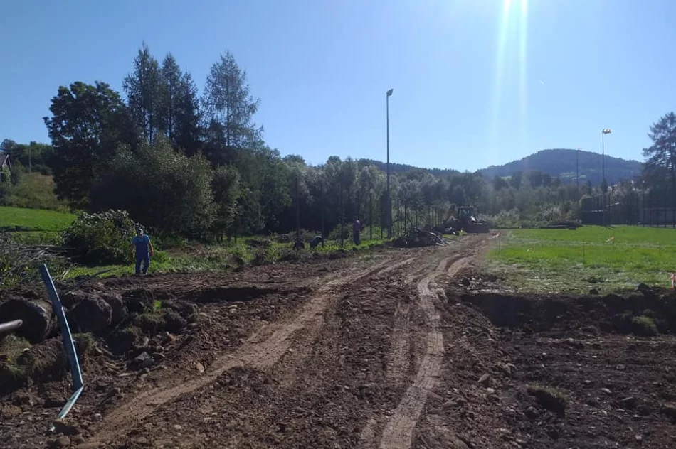 Ruszyły prace przy budowie bazy rekreacyjno - sportowo – kulturalnej - zdjęcie 4