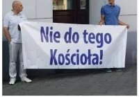 Radny Gawłowski do premier Kopacz: nie do tego kościoła... - zdjęcie główne