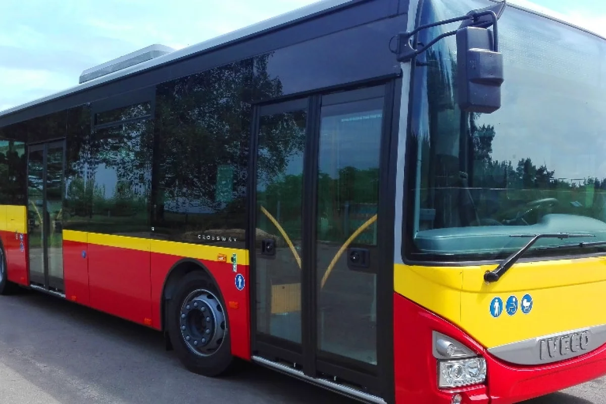 Za 5,1 mln zł miasto kupiło 5 autobusów Iveco Crossway