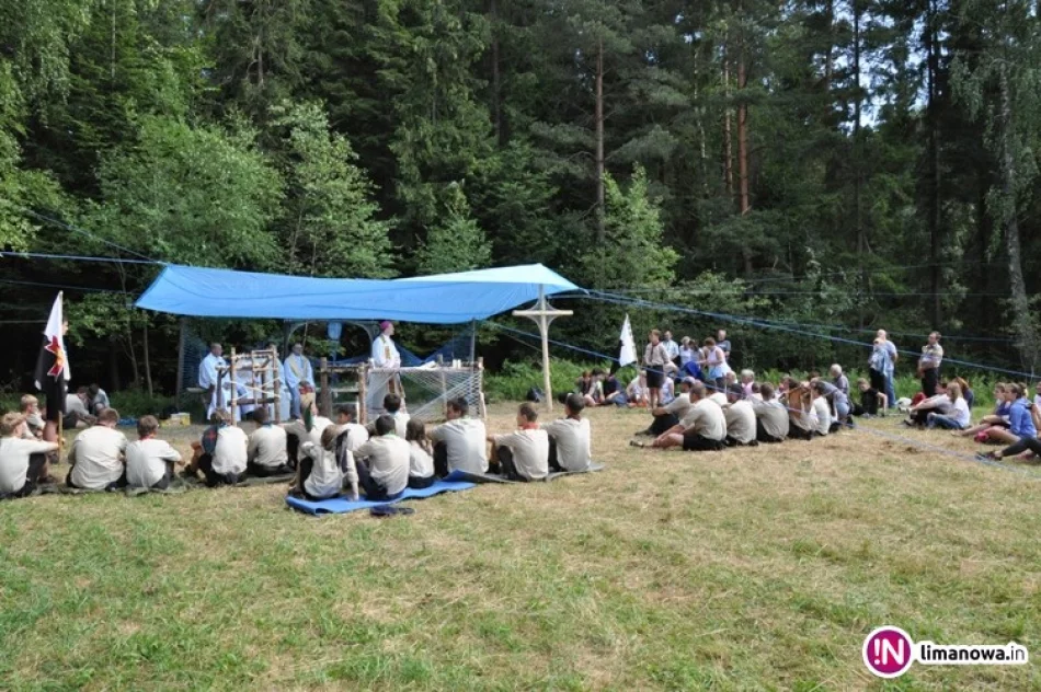 Biskup odwiedził skautów pod Luboniem - zdjęcie 3