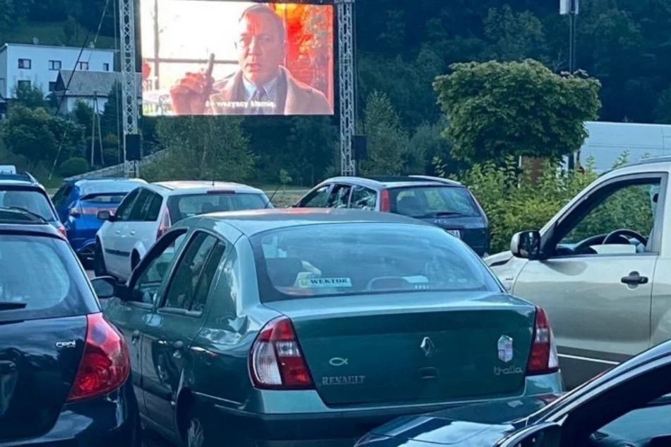 W najbliższy weekend powróci kino samochodowe - zdjęcie 4