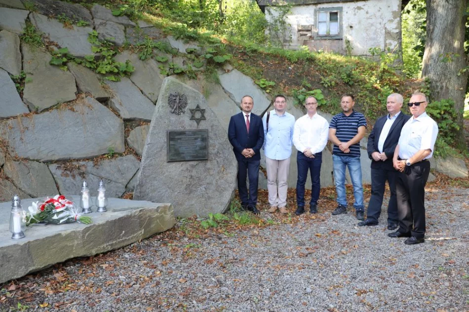 W Mordarce - na Cieniawie upamiętniono tragiczne wydarzenia sprzed 81 lat - zdjęcie 4