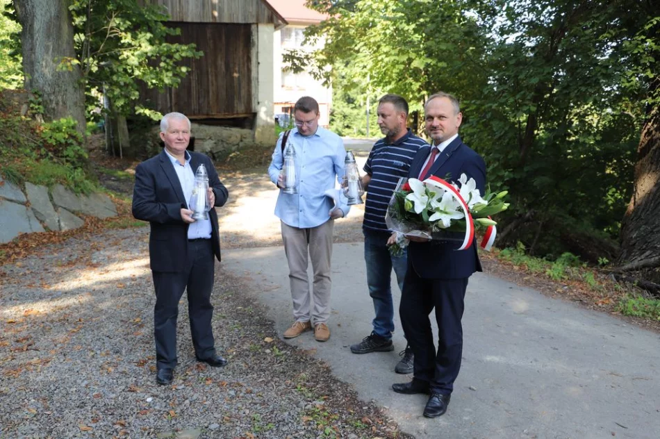 W Mordarce - na Cieniawie upamiętniono tragiczne wydarzenia sprzed 81 lat - zdjęcie 6