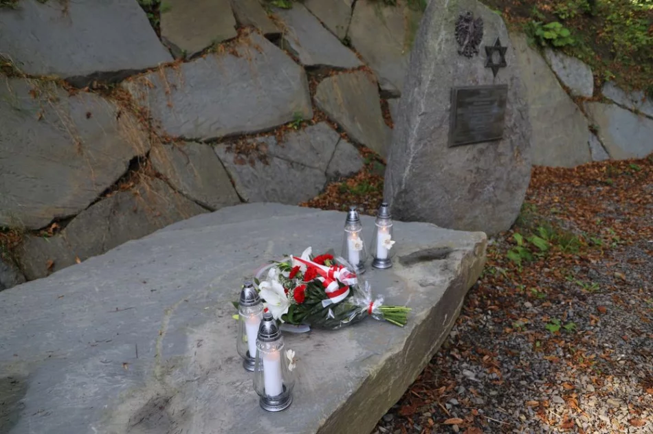 W Mordarce - na Cieniawie upamiętniono tragiczne wydarzenia sprzed 81 lat - zdjęcie 12