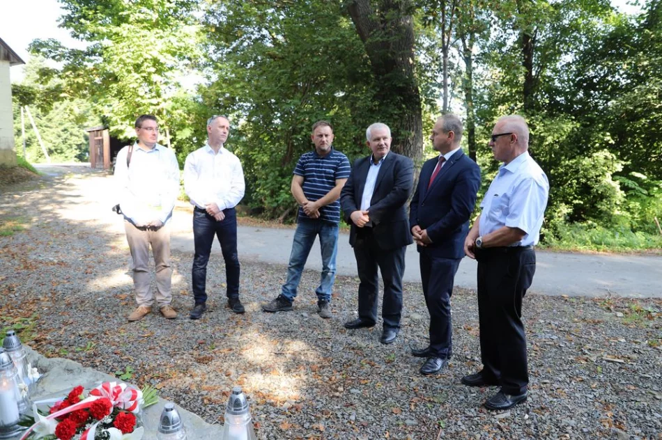 W Mordarce - na Cieniawie upamiętniono tragiczne wydarzenia sprzed 81 lat - zdjęcie 13