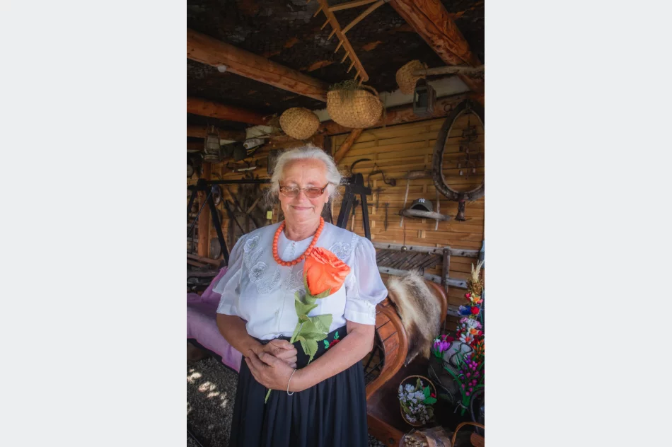 Rękodzielnicze spotkanie w Męcinie ze Stanisławą Oleksy - zdjęcie 11