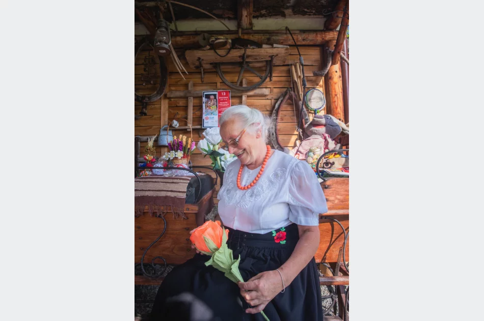 Rękodzielnicze spotkanie w Męcinie ze Stanisławą Oleksy - zdjęcie 18