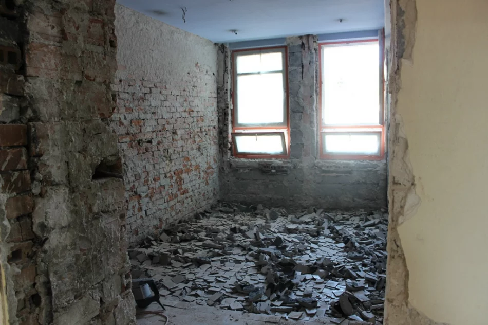 Szpital realizuje generalną modernizację pomieszczeń pracowni analitycznej - zdjęcie 7