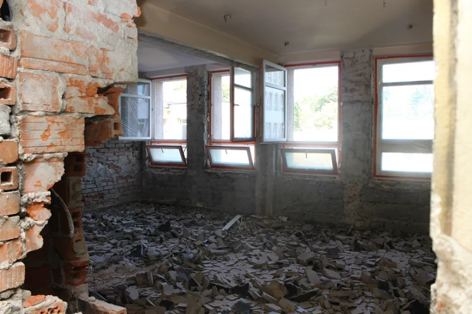 Szpital realizuje generalną modernizację pomieszczeń pracowni analitycznej - zdjęcie 9