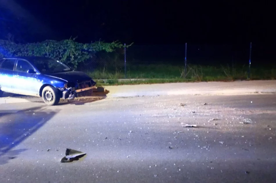 Groźnie wyglądające zderzenie dwóch samochodów: 3 osoby ranne, 3 prawdopodobnie zbiegły - zdjęcie 3