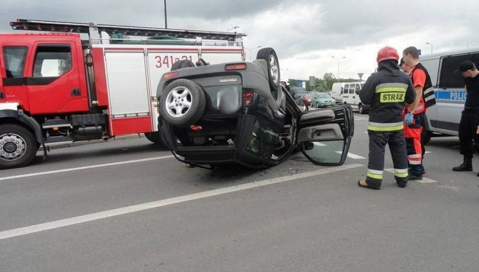 Nowy Sącz, Aleje Józefa Piłsudskiego - zderzenie dwóch samochodów - zdjęcie 1