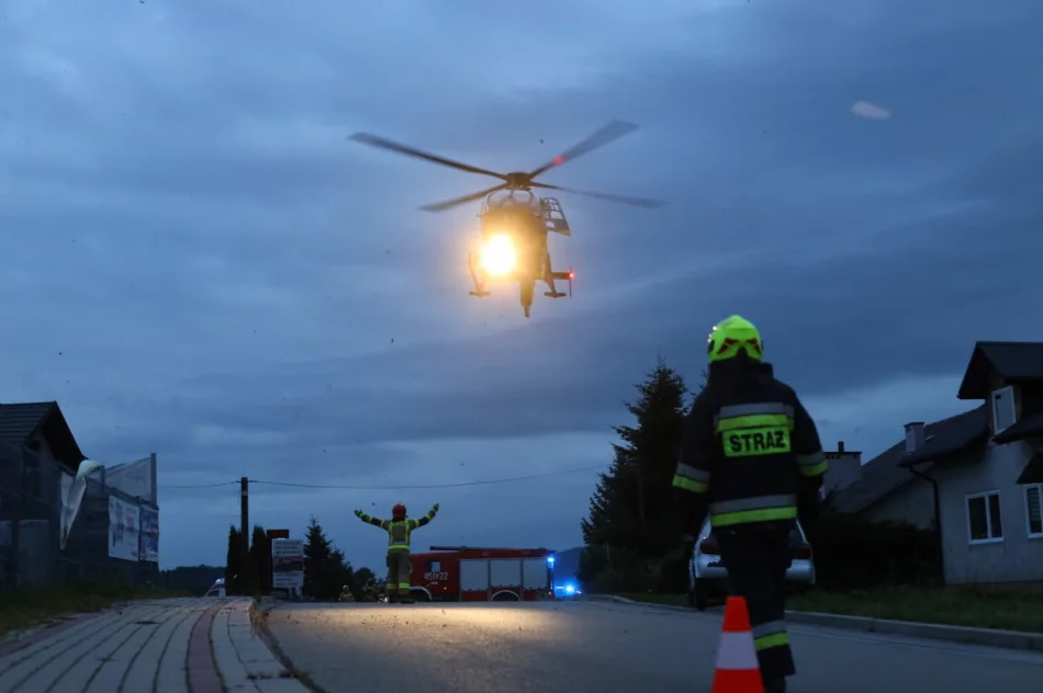 Poważne obrażenia motocyklisty, na pomoc LPR - zdjęcie 5