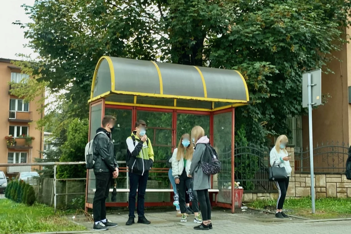 Maseczki w szkołach? Nowy zapis w wytycznych 