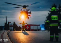 19-letni motocyklista z ciężkimi obrażeniami. Nie miał uprawnień, bo zostały mu cofnięte - zdjęcie główne