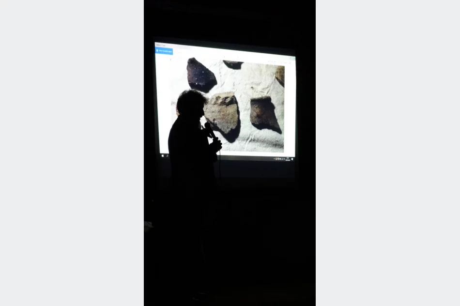 Klio, czyli archeologia nagiego ciała - zdjęcie 12