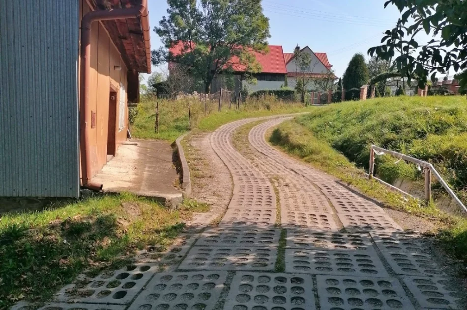 Pięć gminnych dróg przejdzie modernizację – umowy podpisane - zdjęcie 3