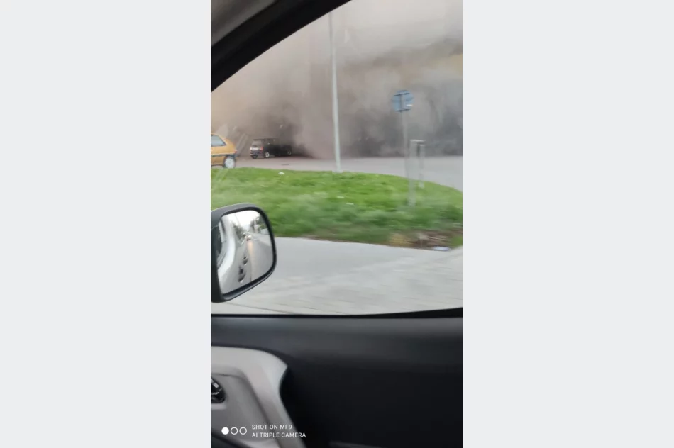 103 strażaków gasiło sklep Media Expert. Przyczyna pożaru nieustalona - zdjęcie 4