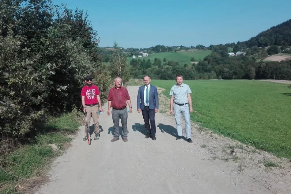 Przebudowano drogę Nowe Rybie do Tokarskiego - zdjęcie 2