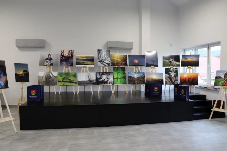 Uroczyste podsumowanie V edycji Gminnego Konkursu Fotograficznego - zdjęcie 5