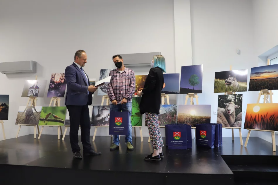 Uroczyste podsumowanie V edycji Gminnego Konkursu Fotograficznego - zdjęcie 6